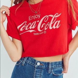 ✨New barely worn Original Coca Cola Brand crop top!✨